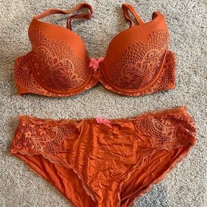Victoria’s Secret Bra and Panty Set